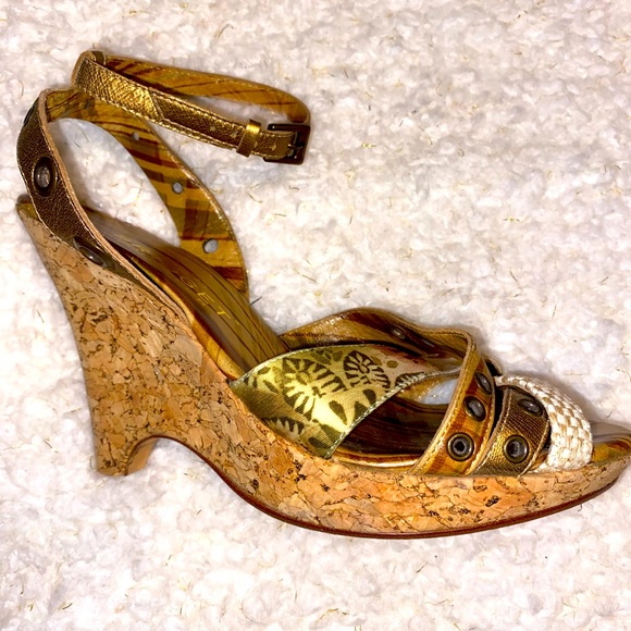 Fun BRIDGET SHUSTER wedge sandals. Size 7. - Picture 5 of 8